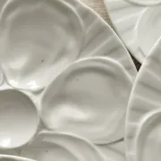 Set of 6 oyster plates in porcelain by Pillivuyt.