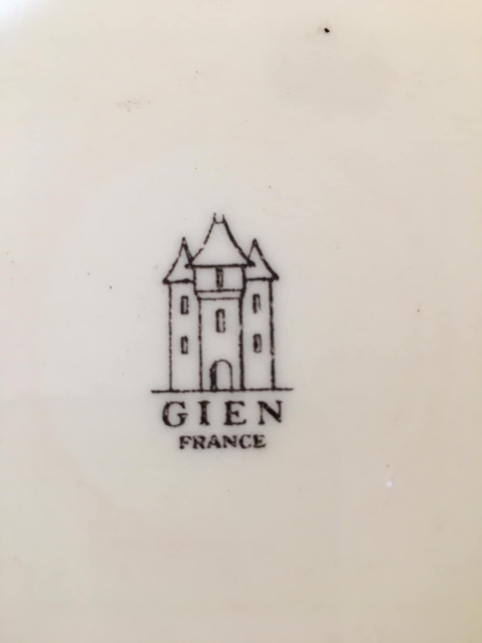 Ceramic ashtray stamped Gien advertising Briare