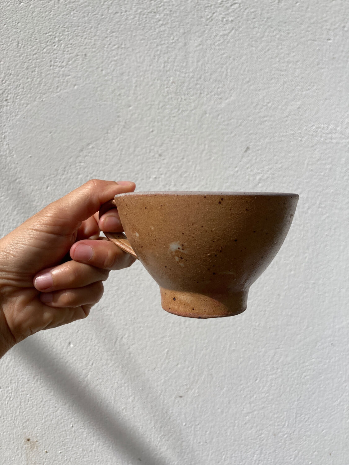 4 vintage stoneware cups