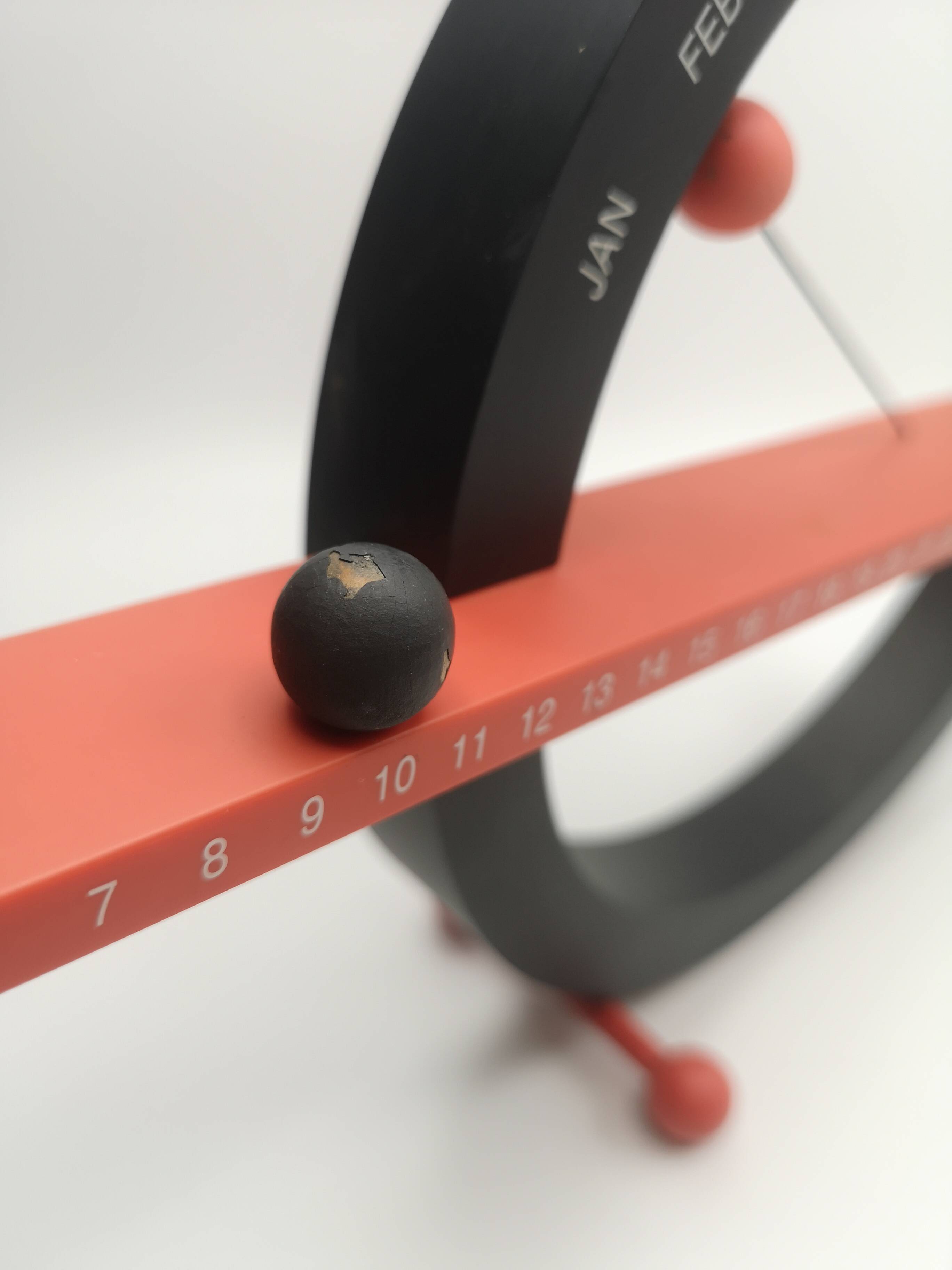 Perpetual calendar "1998 Gideon Dagan Design"