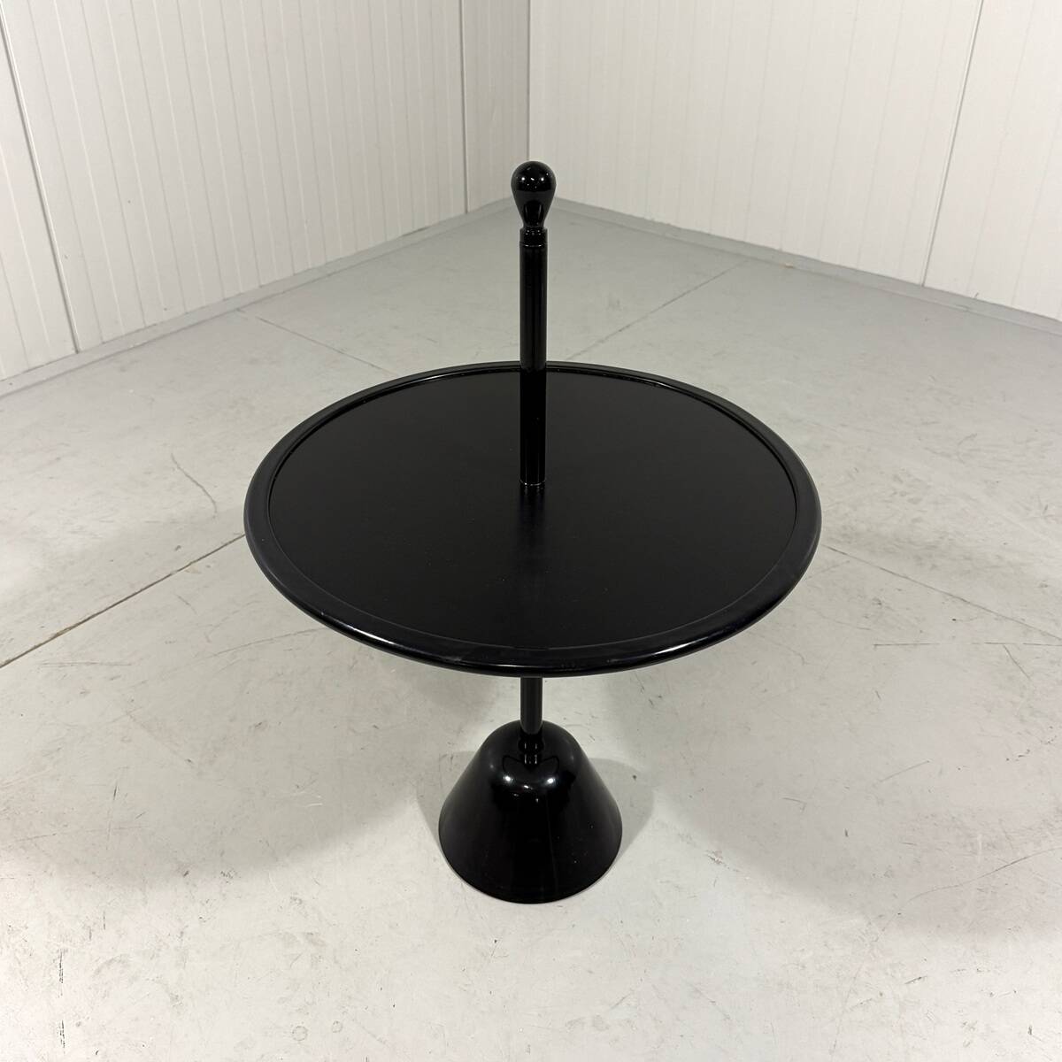 Achille Castiglioni Servomuto side table Zanotta