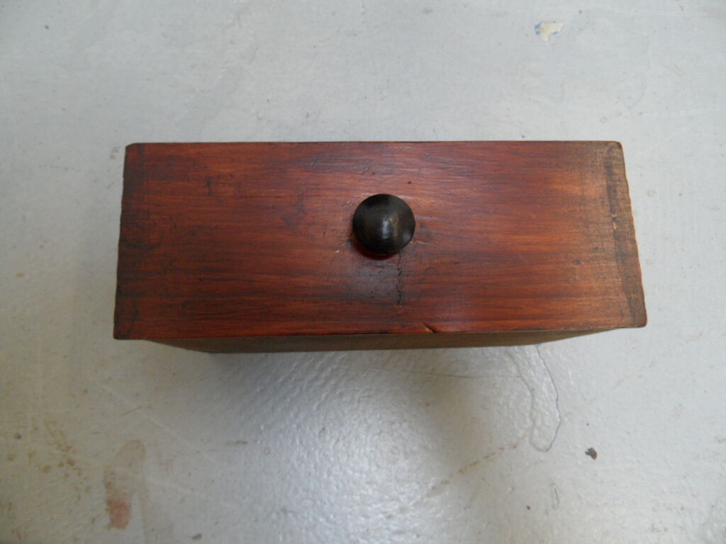 Commode à bijoux vintage