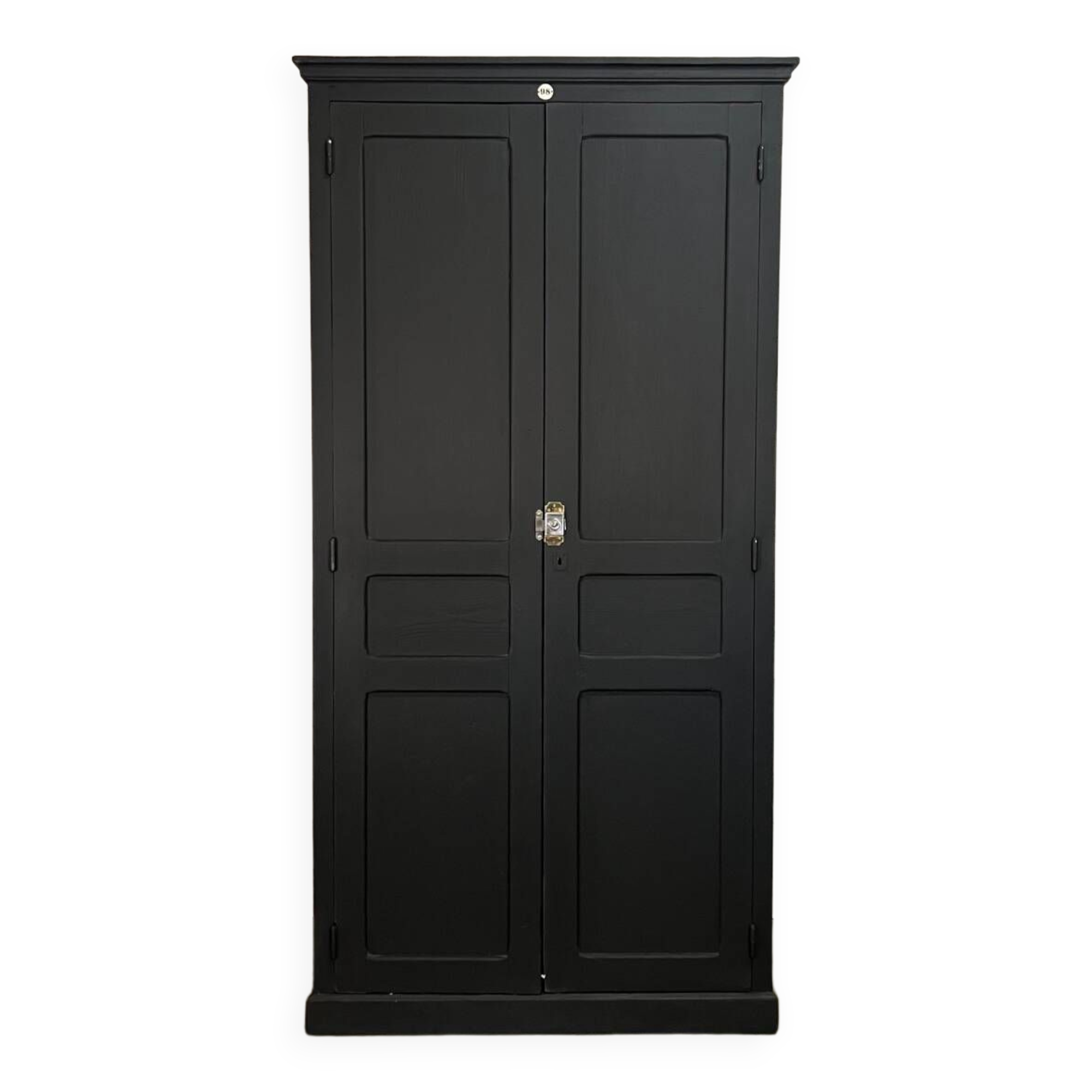 Vintage wardrobe workshop locker room