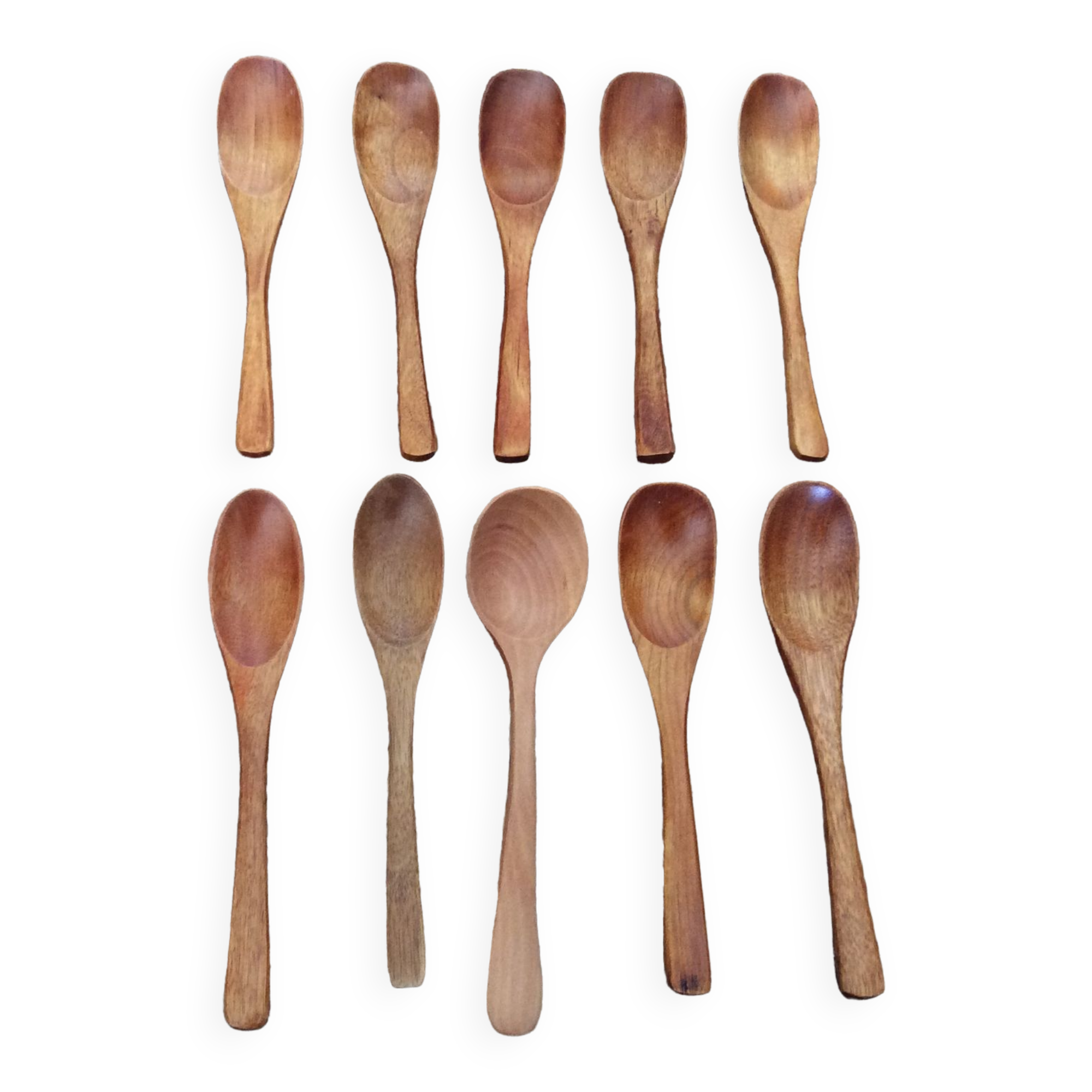 10 wooden spoons
