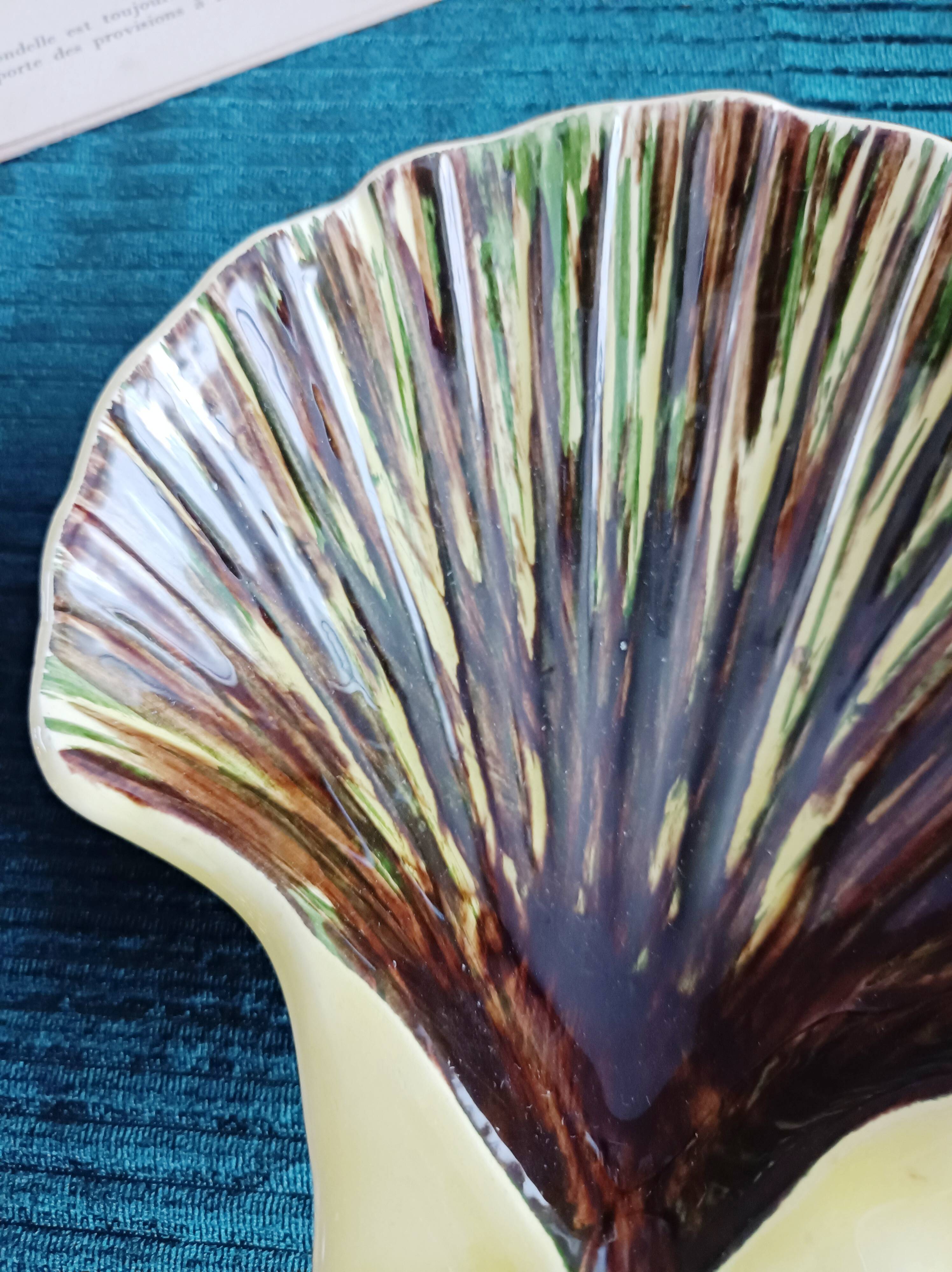 St-Clement seashell butter dish