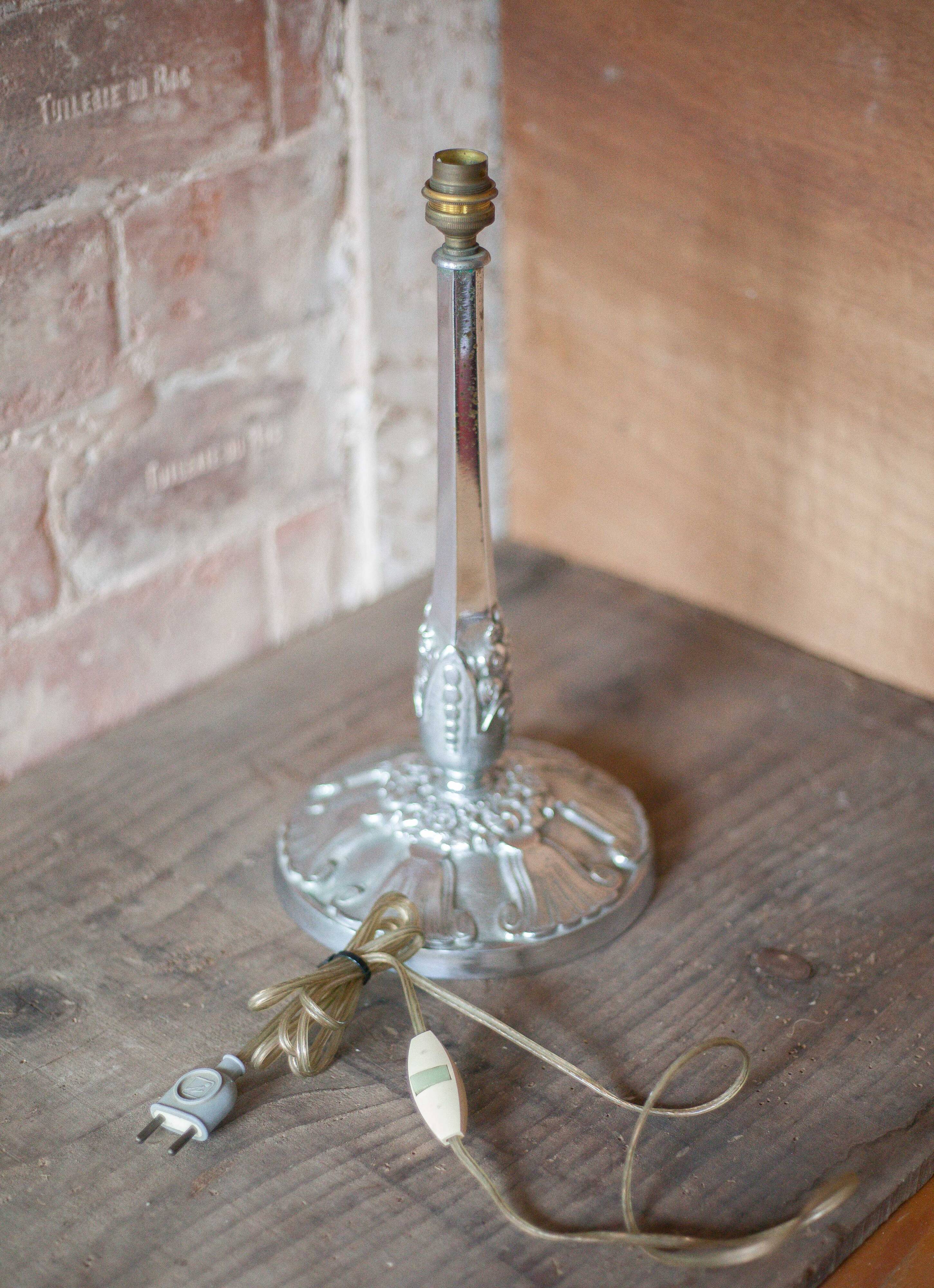 Art Deco table lamp, living room lamp, floral lamp base