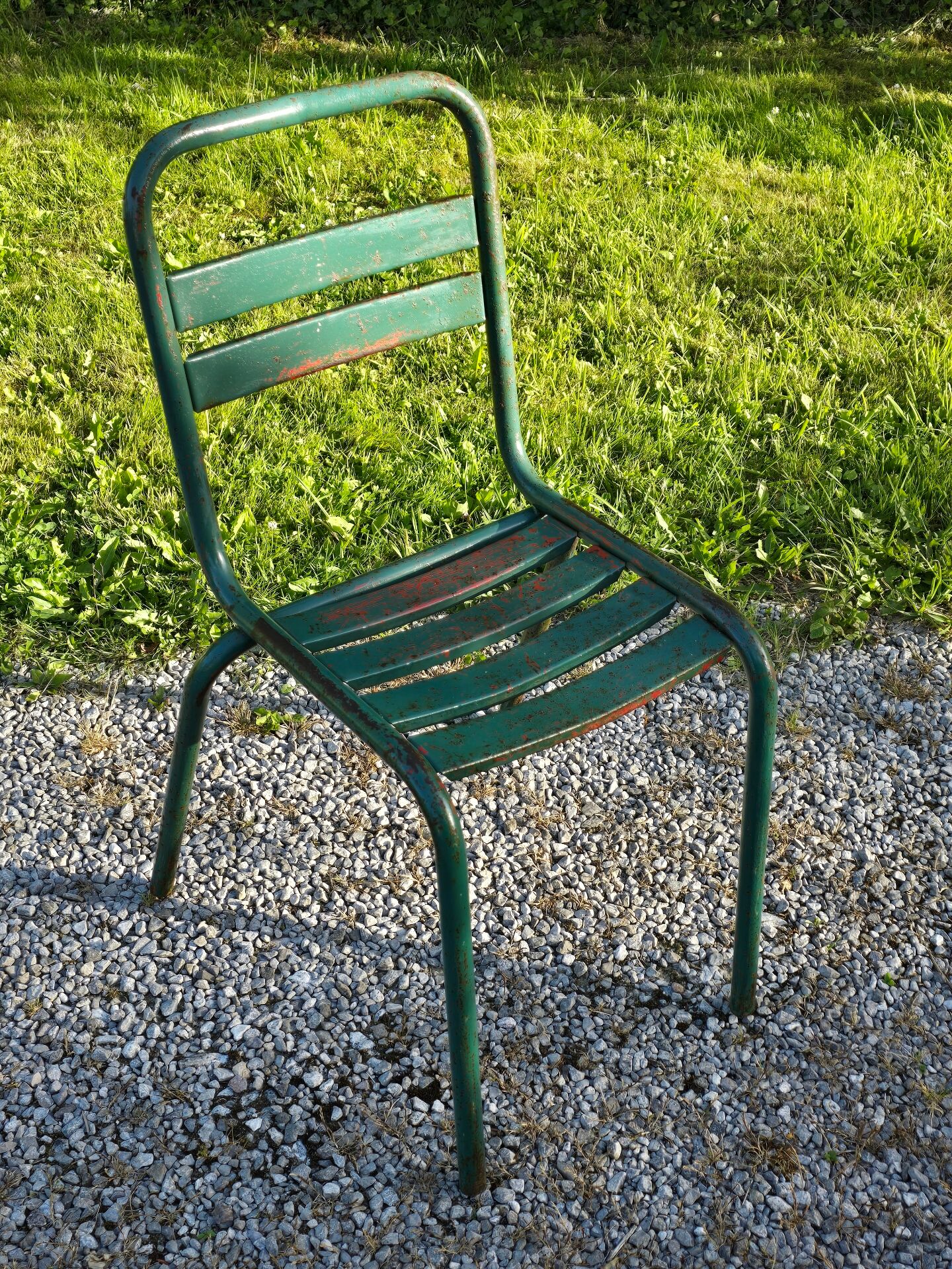 Chaise Tolix verte 1960