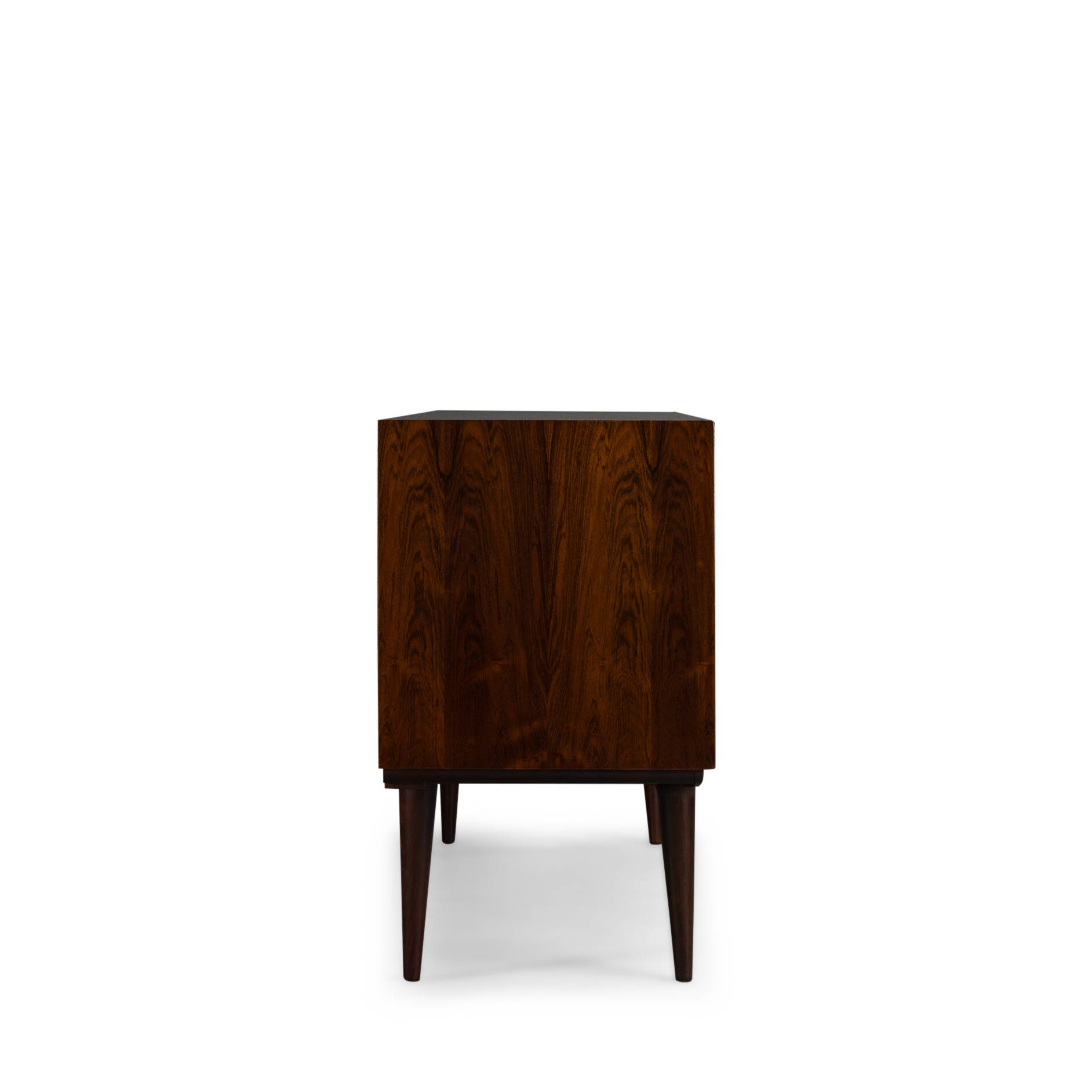 Danish buffet in rosewood, model no. 18, made in Oman by Jun Mobelfabrik, 1960s.