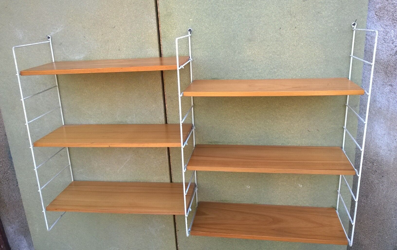 String shelf 60's