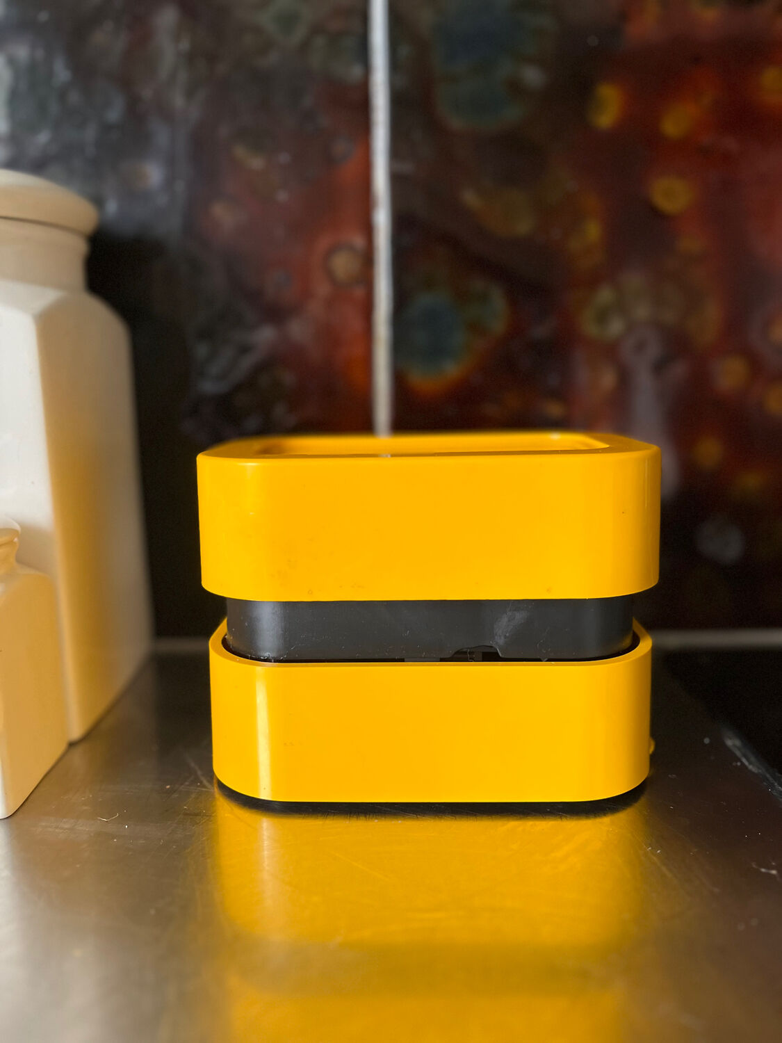 Terraillon 2000 vintage yellow scale