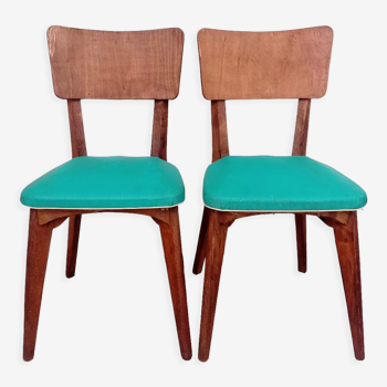 One-piece chairs