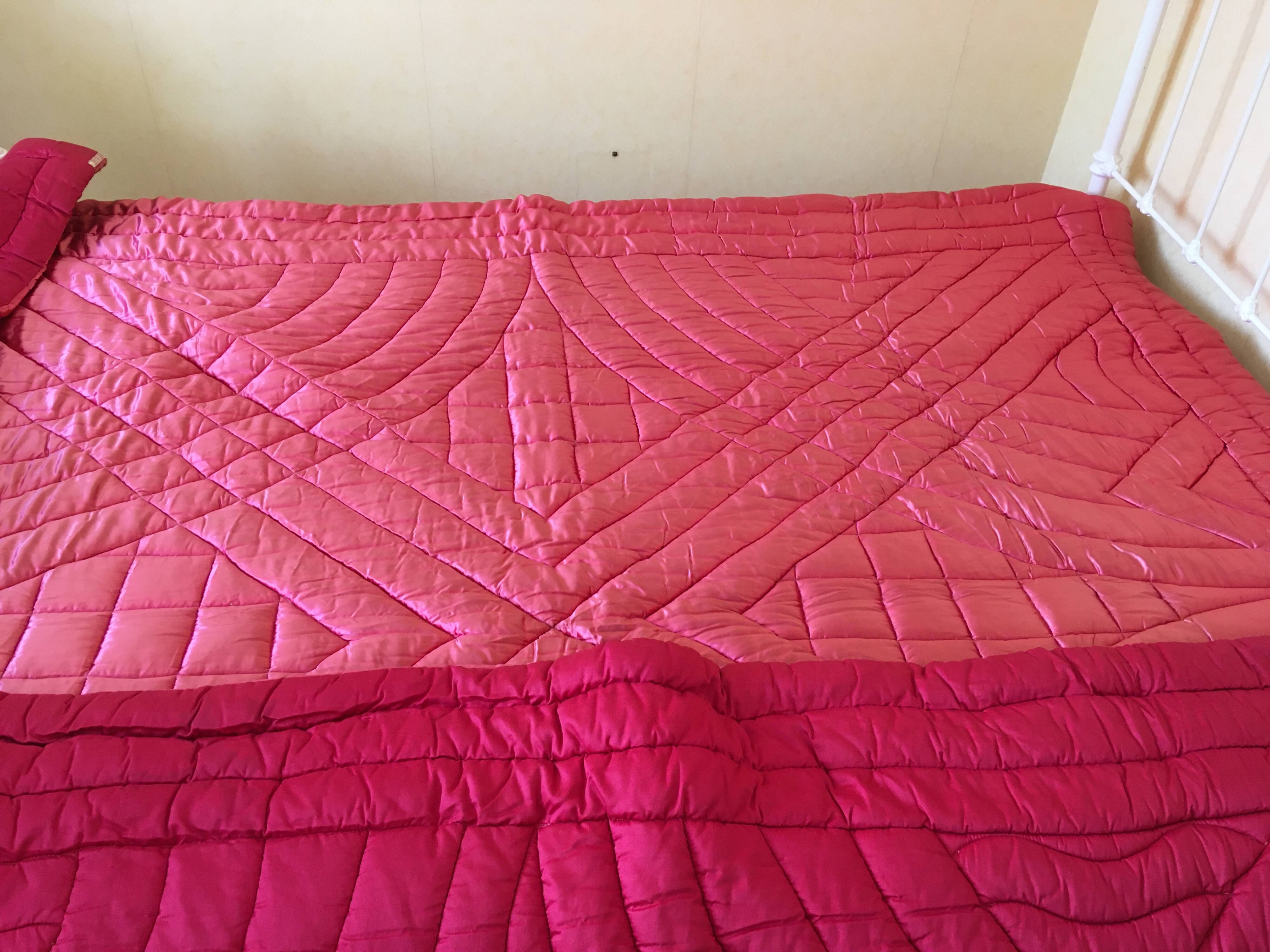 Couvre-lit boutis intérieur pure laine