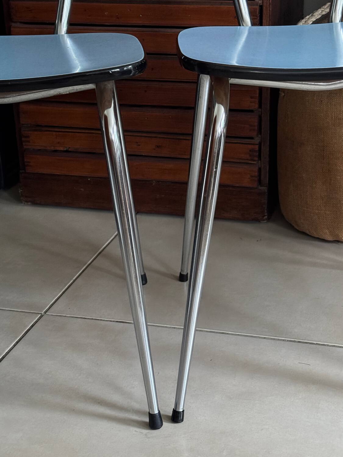 Série de 4 chaises Formica bleues vintage