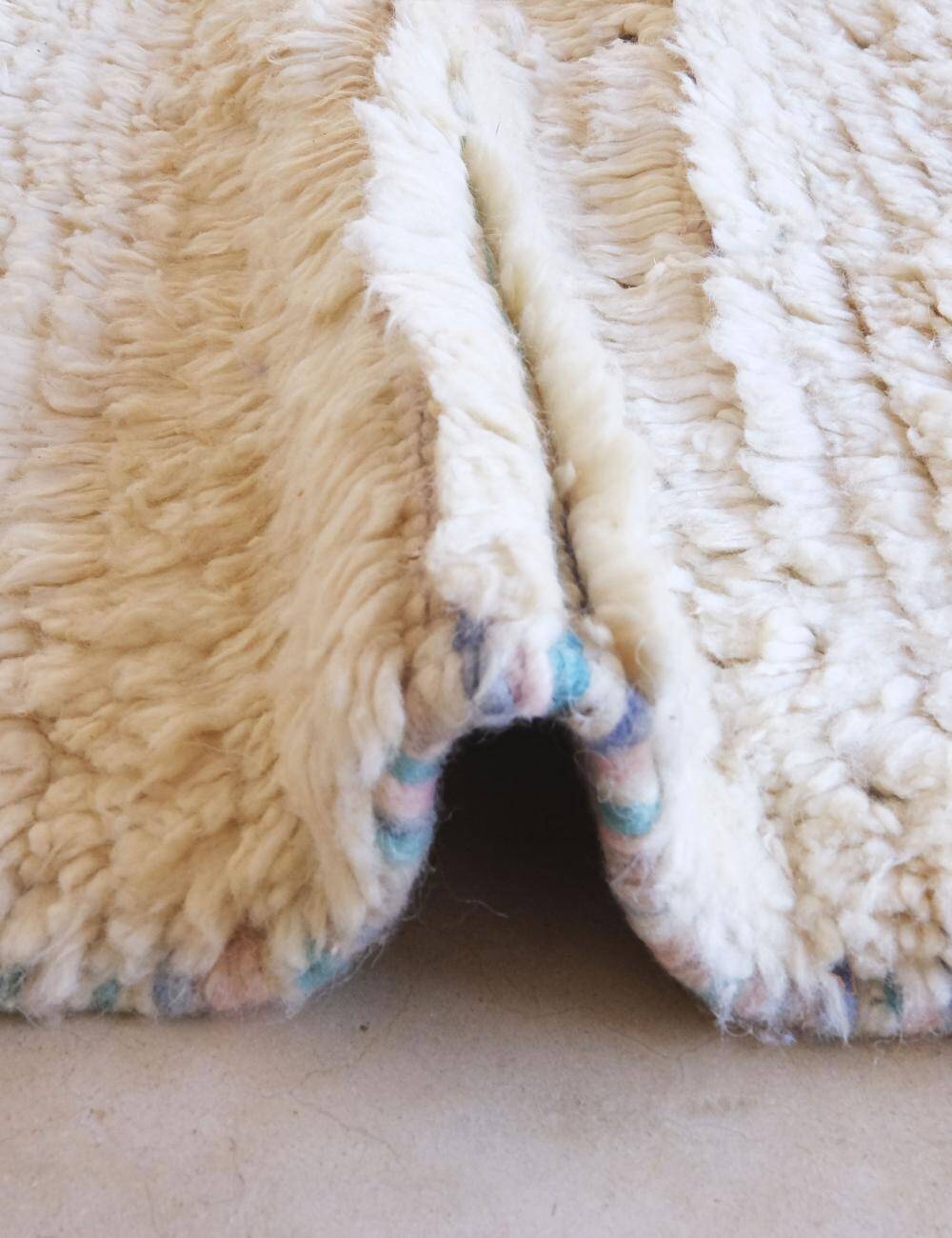 Modern Berber Rug - 340 x 212 cm