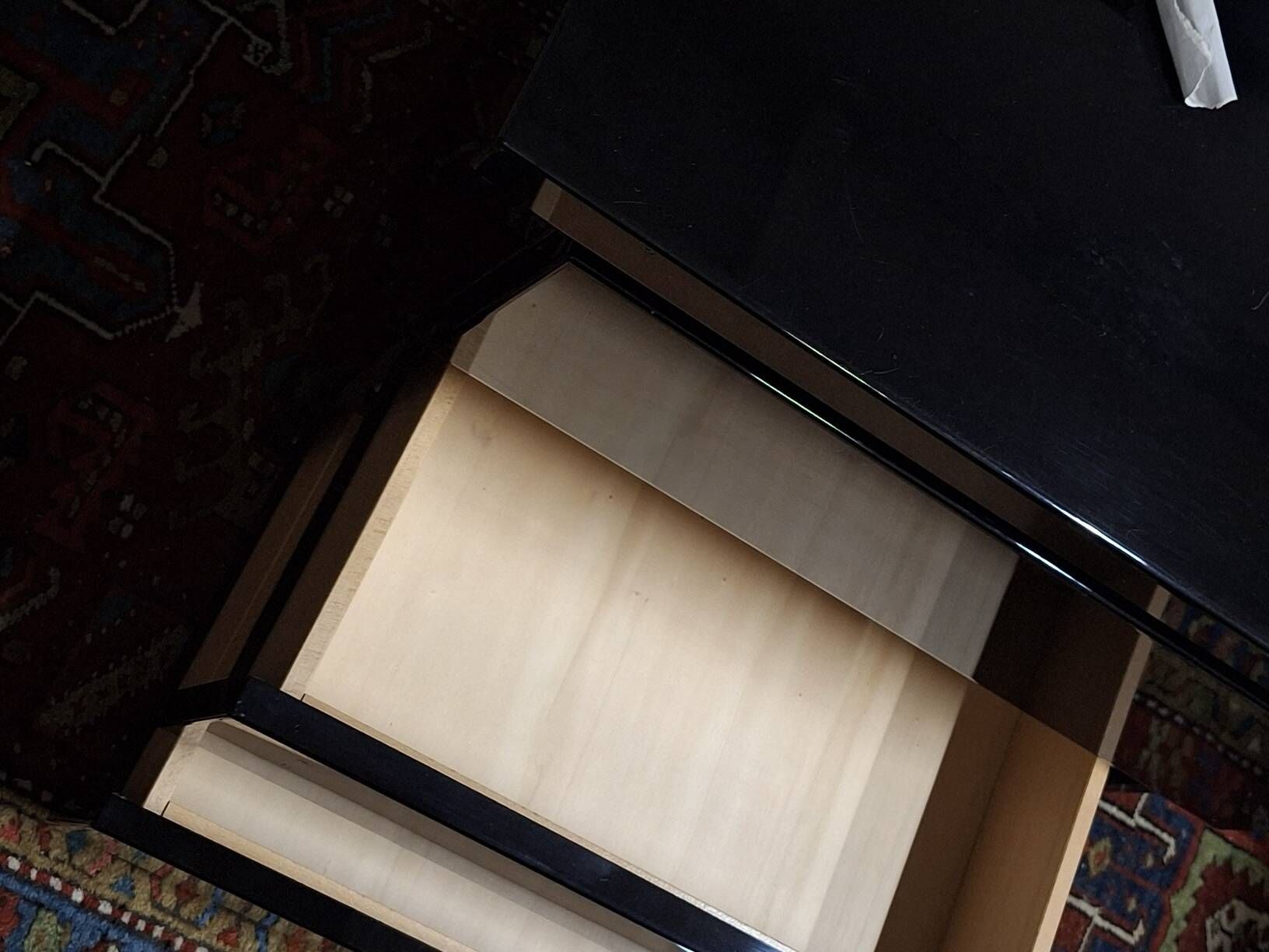 Commode Roche Bobois David Lange, laquée, signée, années 1970.