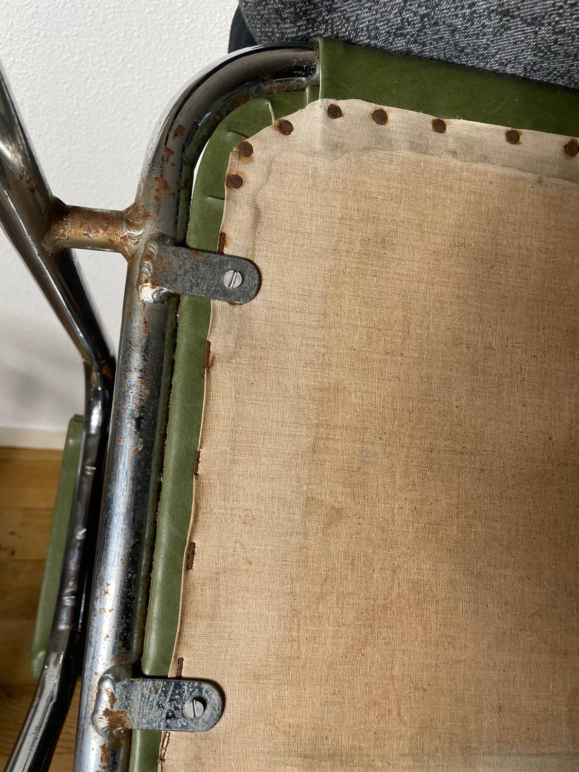 Paire de fauteuils métal chromé vintage année 60/70
