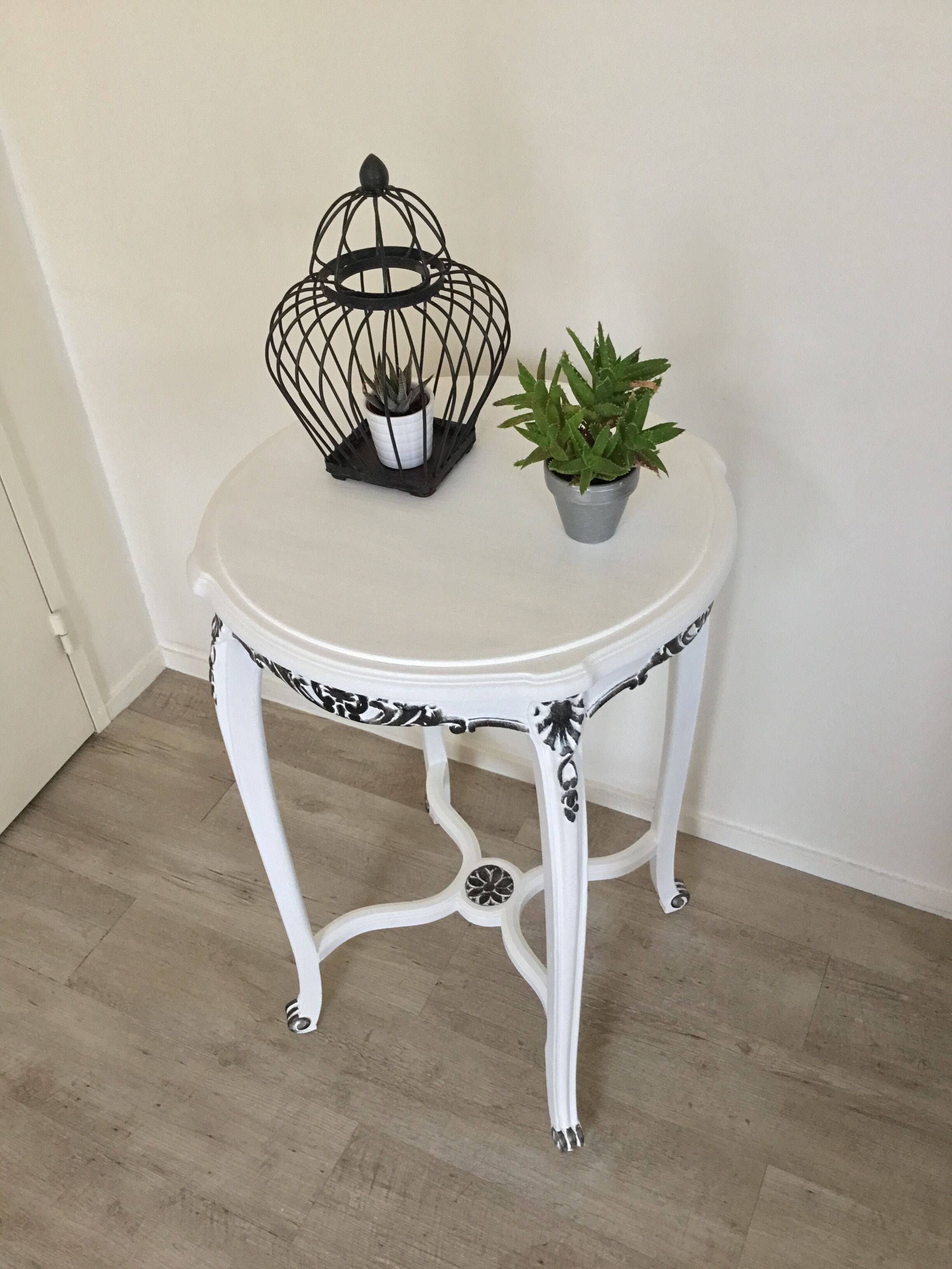 Table d’appoint ancienne