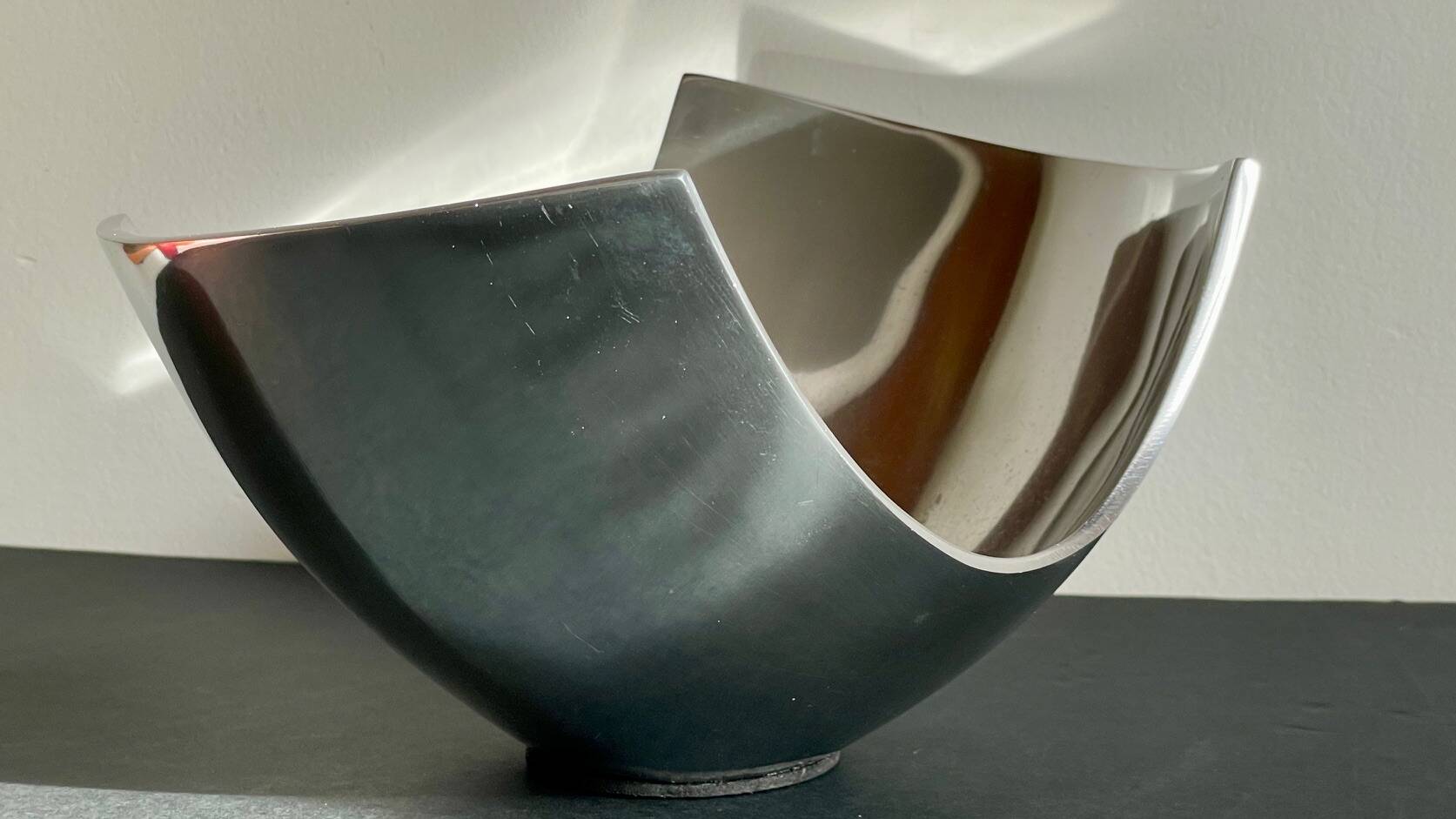 Vintage polished metal fruit bowl