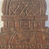 Coat rack with 2 hooks on a frieze of divinities in teak