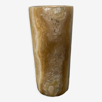 Vase en marbre moderniste