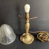 Art Nouveau table lamp in gilded bronze and molded pressed glass globe