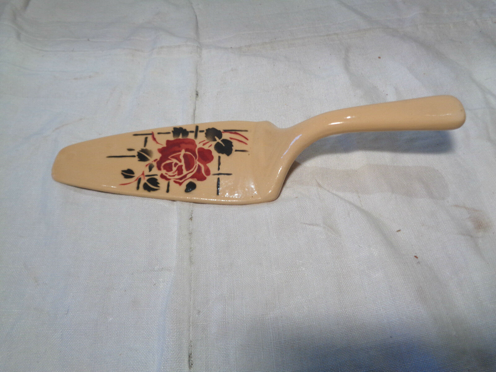 Ceramic pie shovel vintage flower decoration 1960 1970