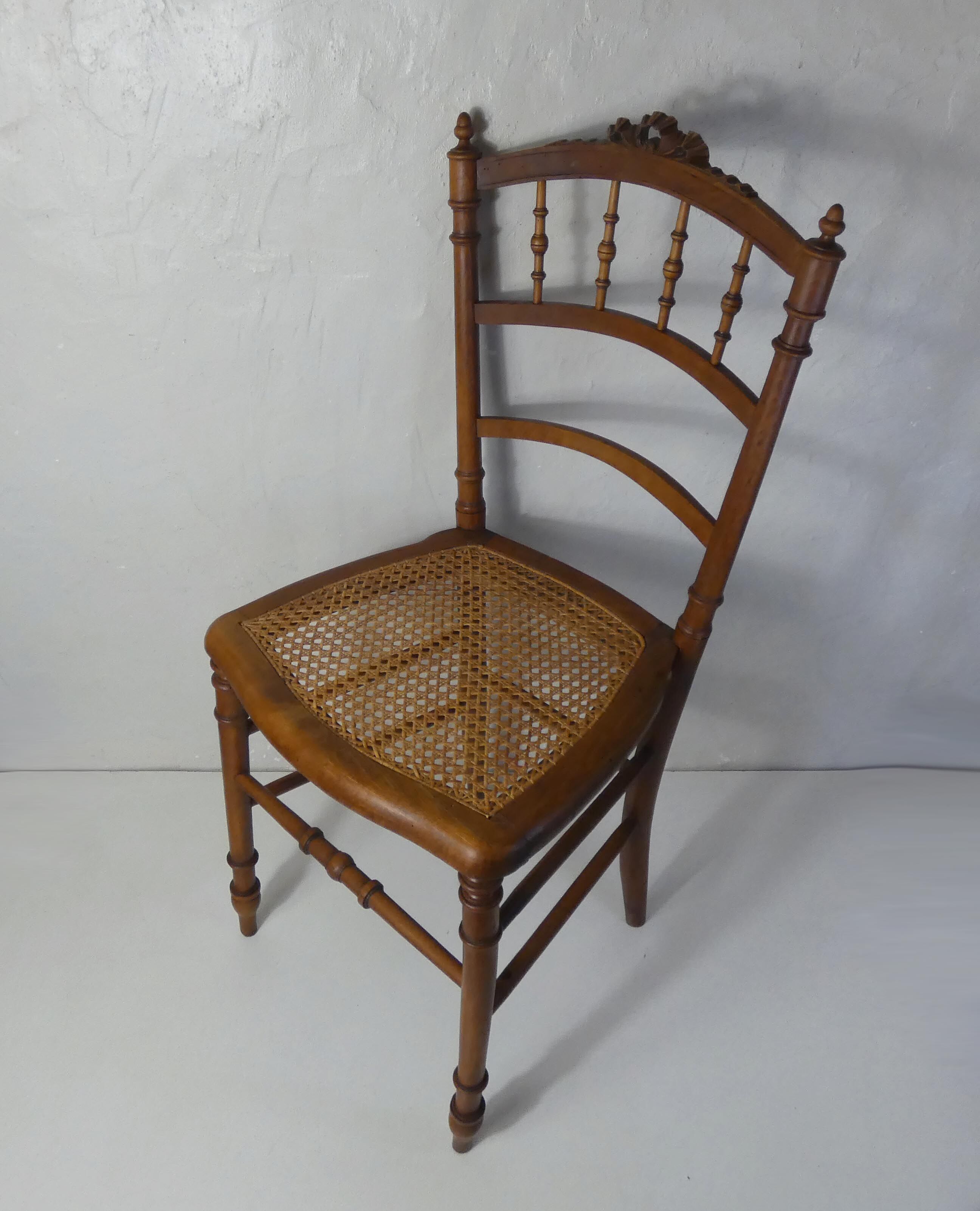 Chair Louis XVI canned knot