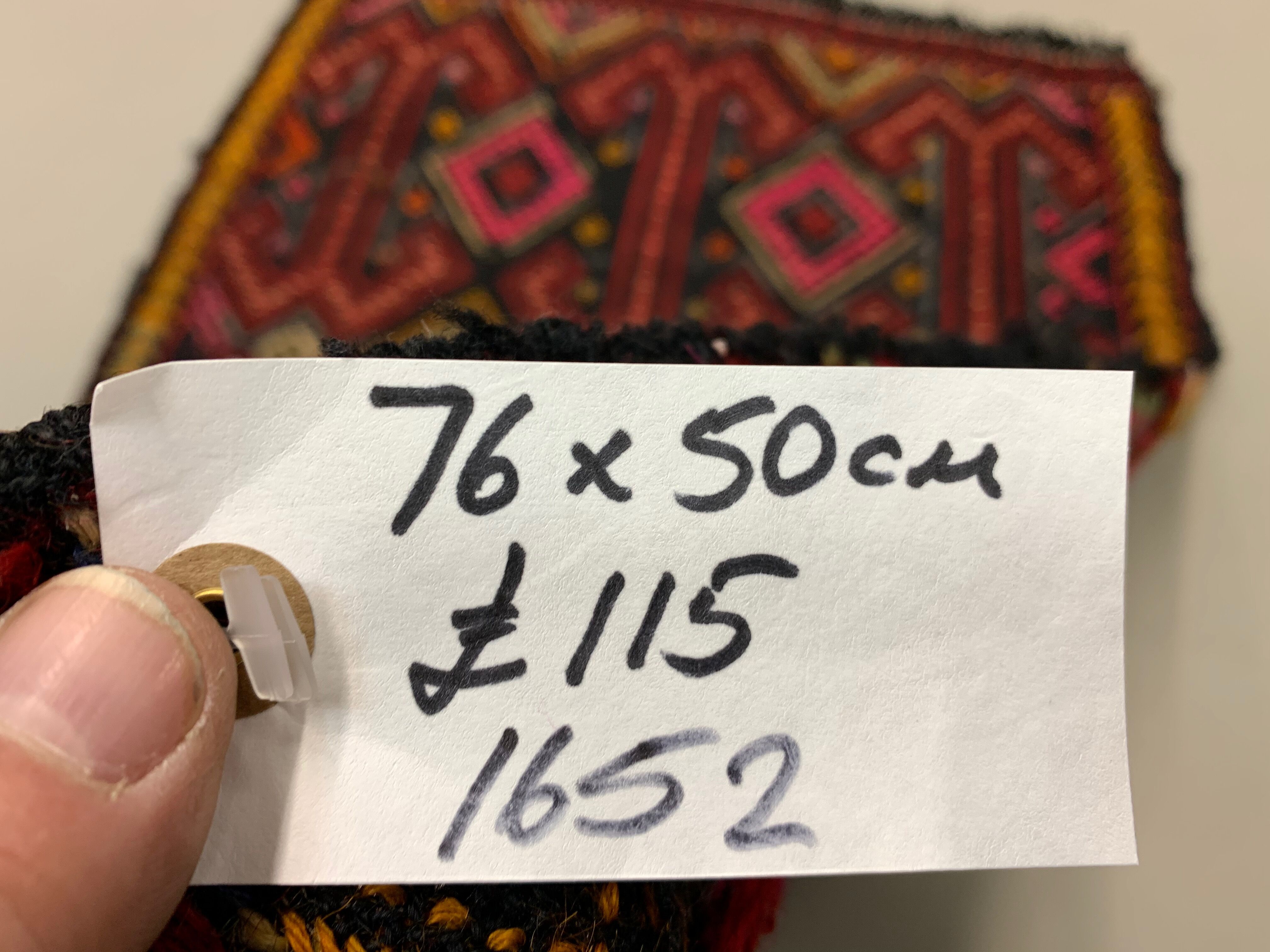 Vintage turkish mini kilim 76x50 cm shabby wool kelim rug black red green