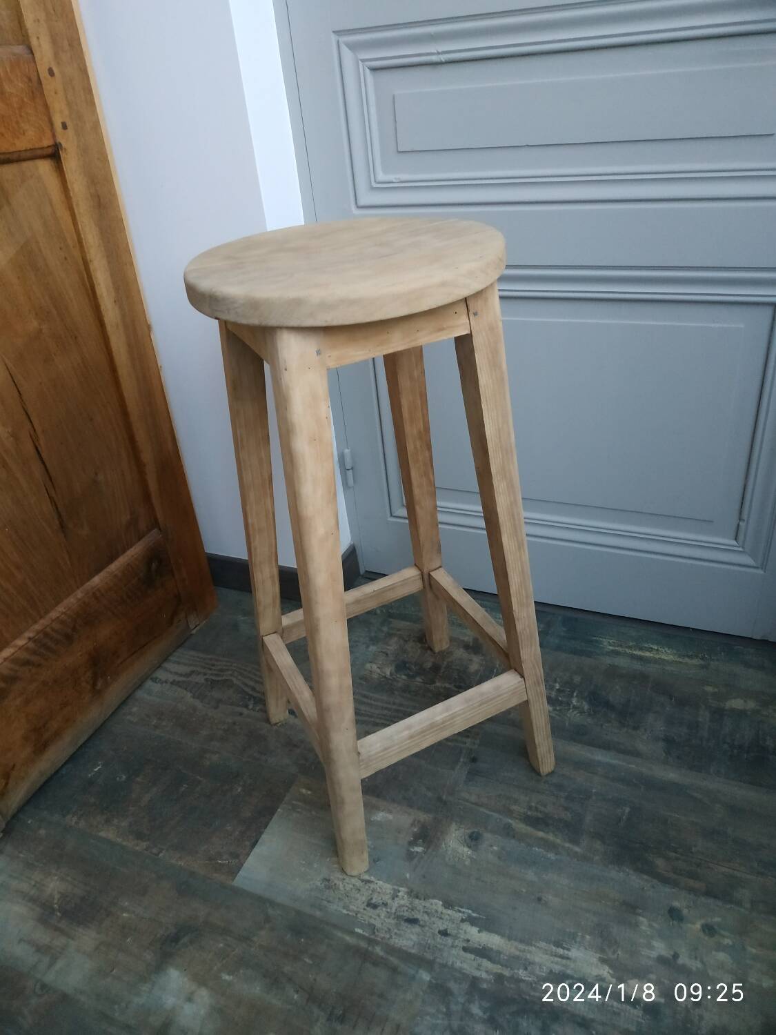 High oak stool