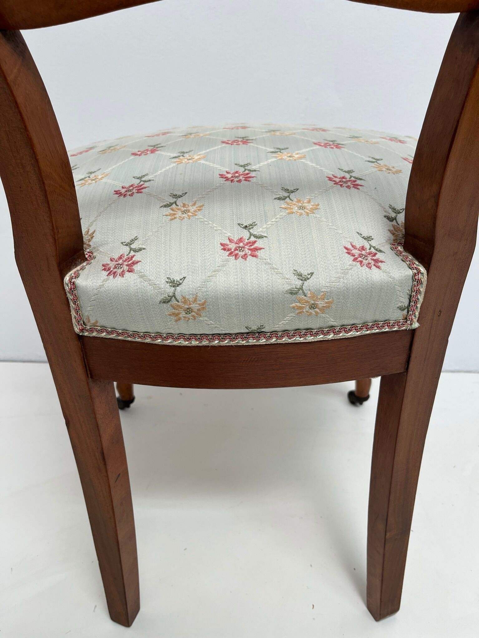 Louis-Philippe upholstered walnut chairs