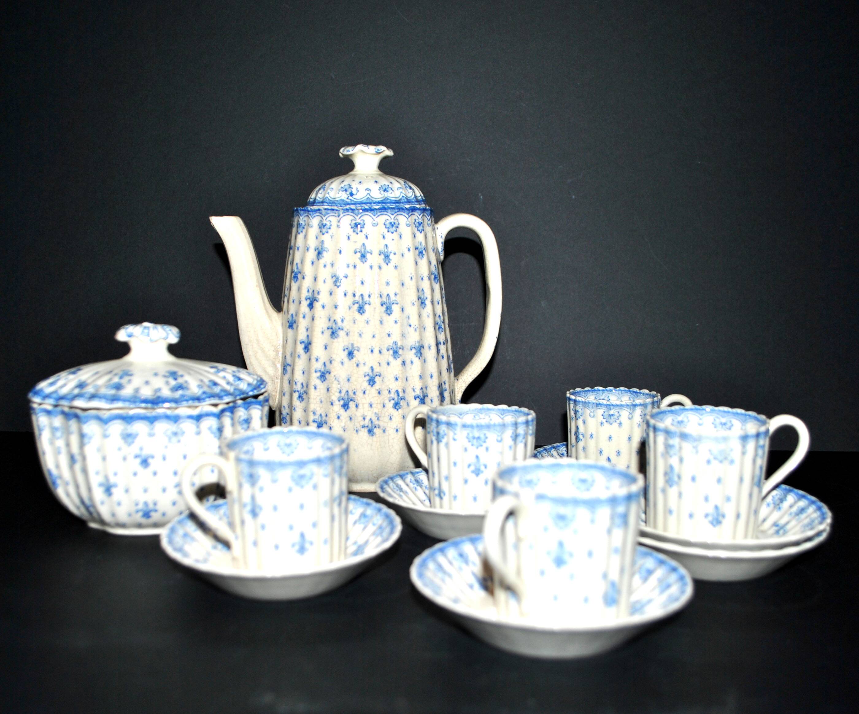 Antique Copeland English earthenware Fleur-de-lis coffee service, 19th century
