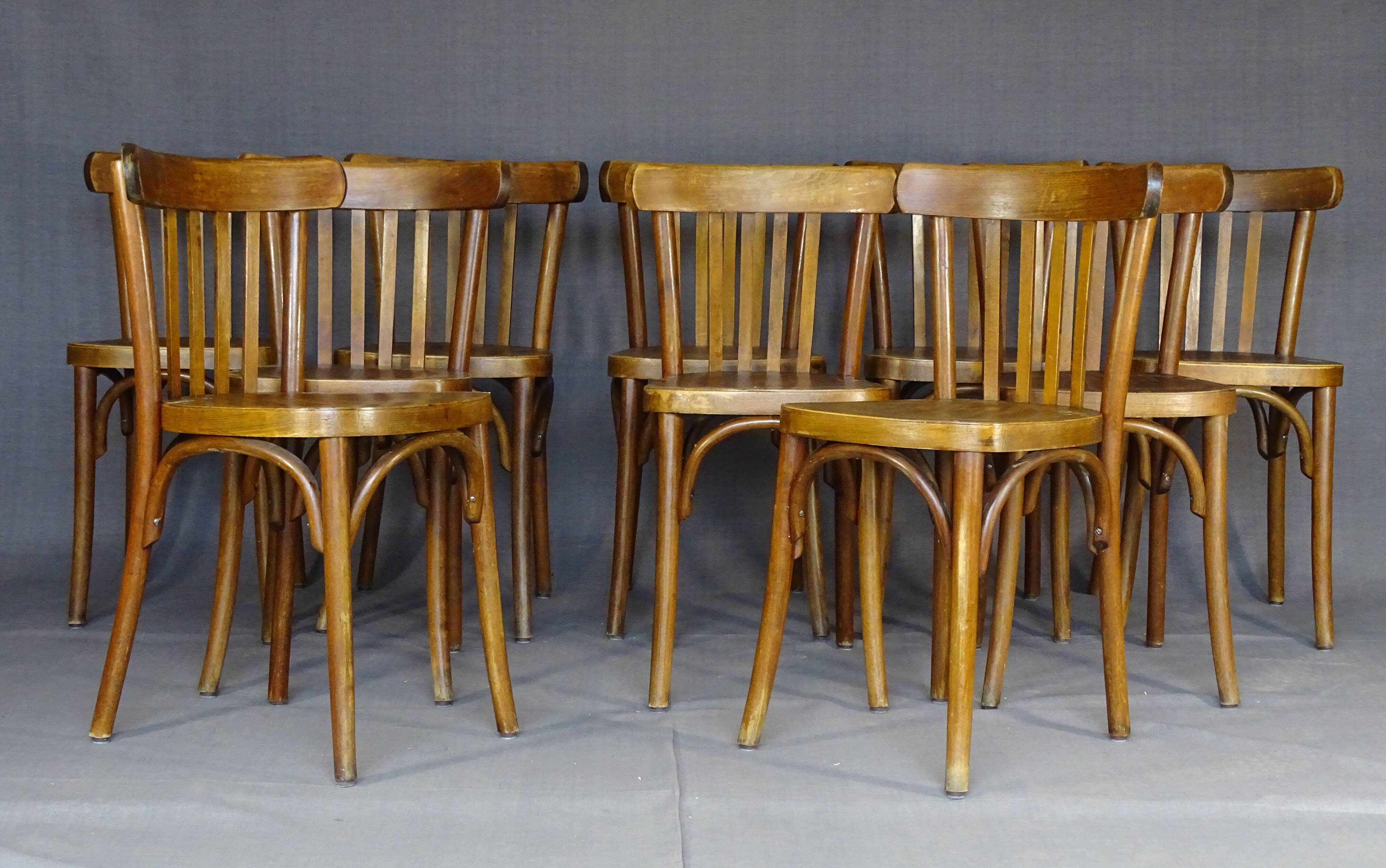 Set of 10 1960s curved wood bistro chairs ready for service