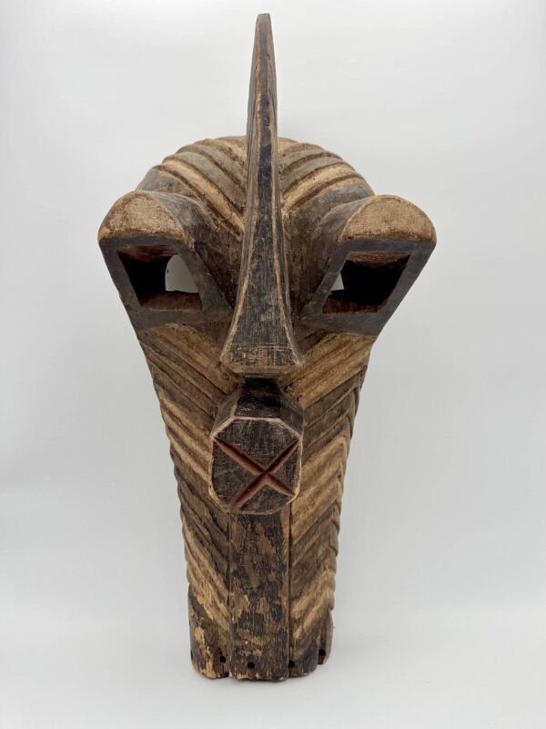Masque africain Songye Kifwebe – art tribal Congo RDC, bois sculpté