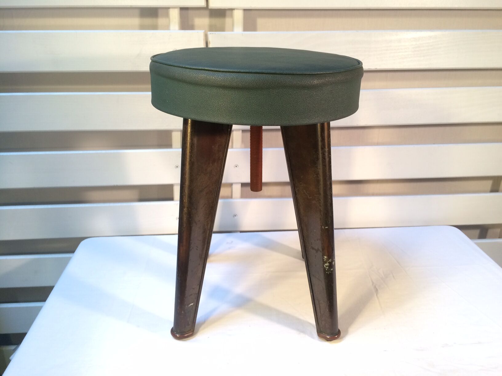 Ols stool 70s