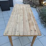 Farm table