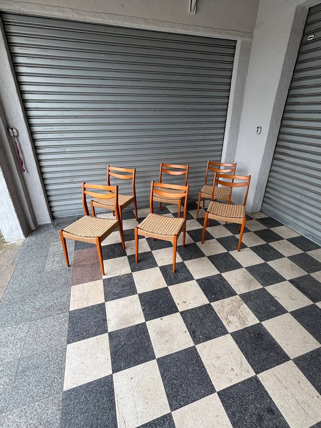 Série de 6 chaises style scandinave