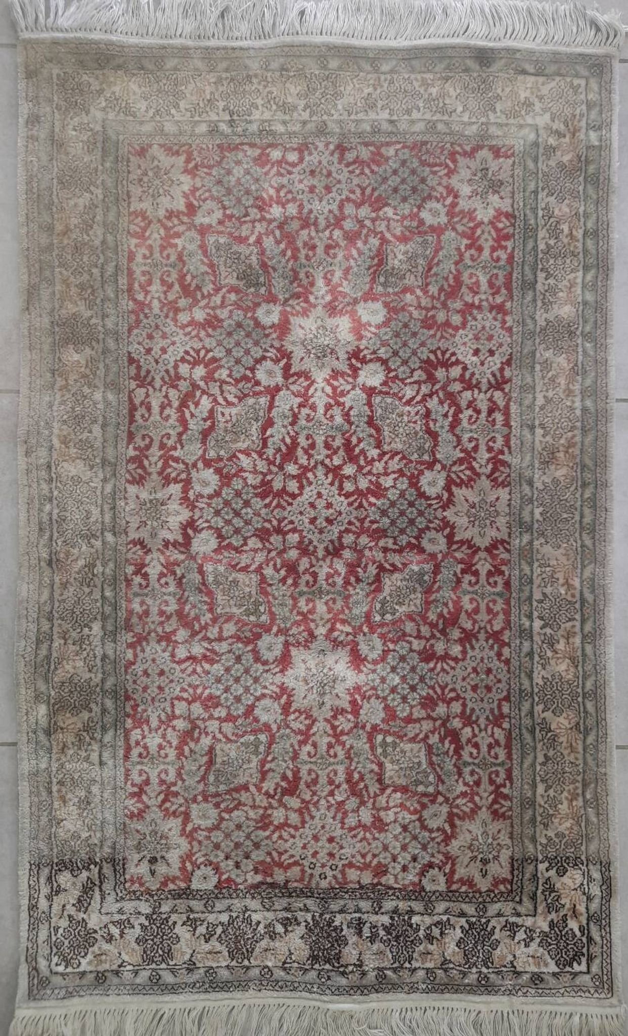 Sublime Oriental Silk Carpet - Hand-Knotted - Persian Design - 124 x 78 cm