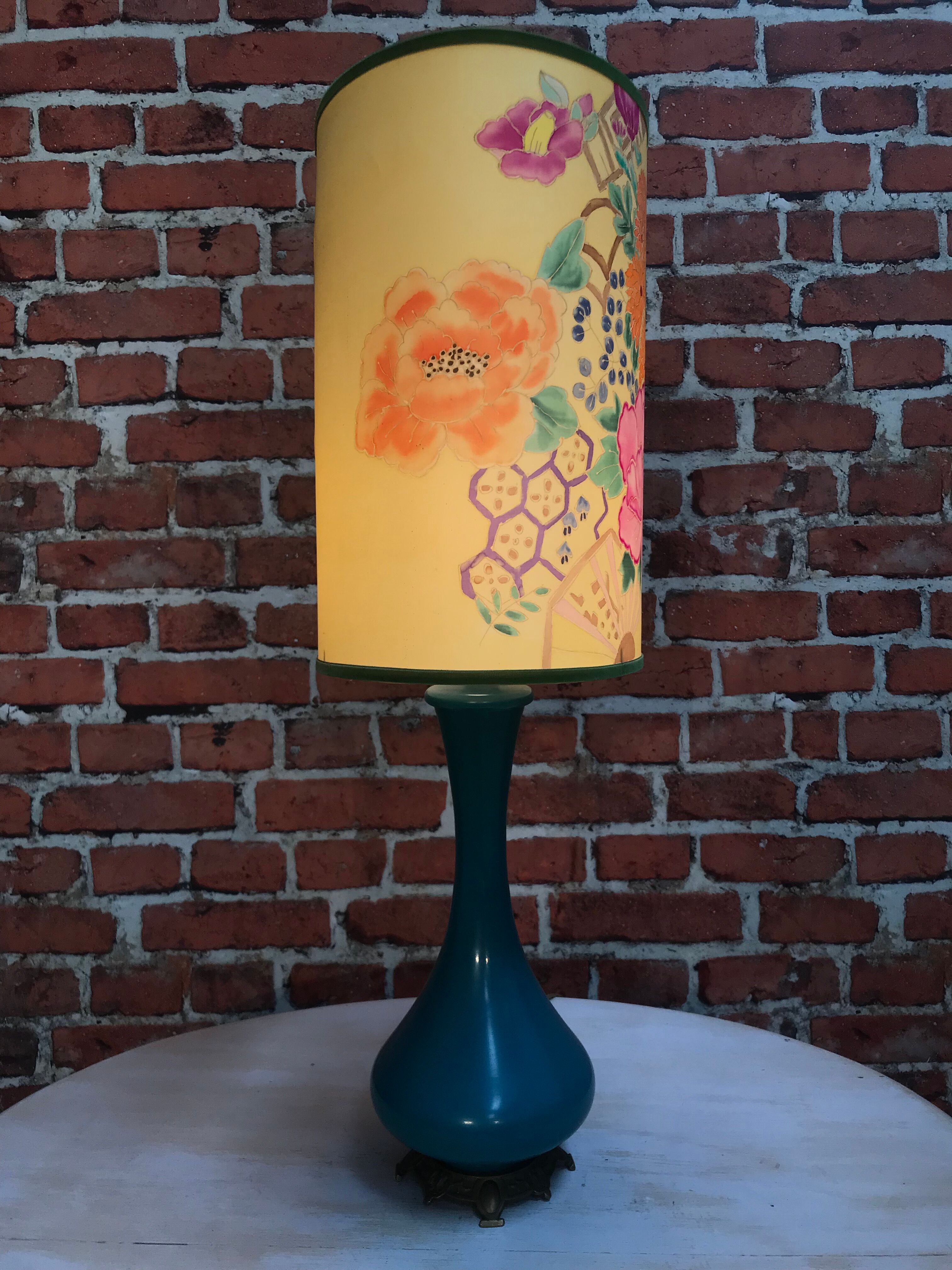 Blue ceramic table lamp