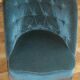Fauteuil Crapaud en velours capitonné bleu acier
