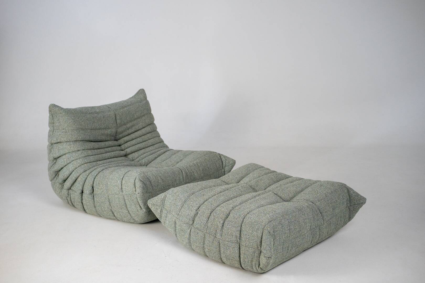 Togo set of armchair and pouf in melange tweed