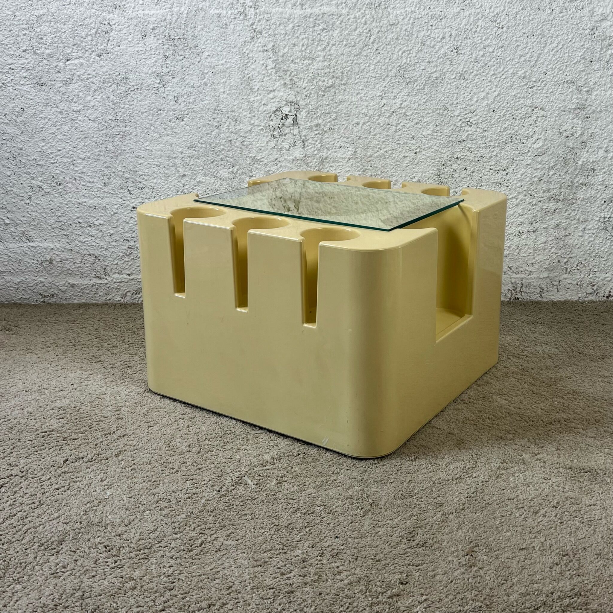 Table Bacco Artemide 60s, Sergio Mazza design - Vintage Plastic Age Mobile Bar Made in Italy