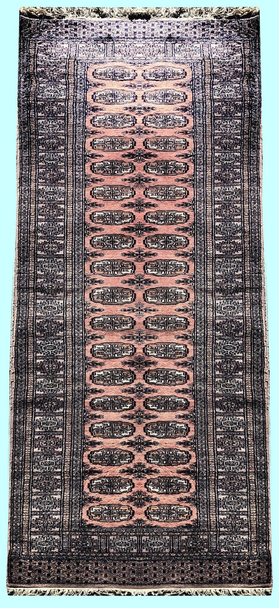 Oriental carpet from Pakistan.: 0.78 X 2.20 meters.