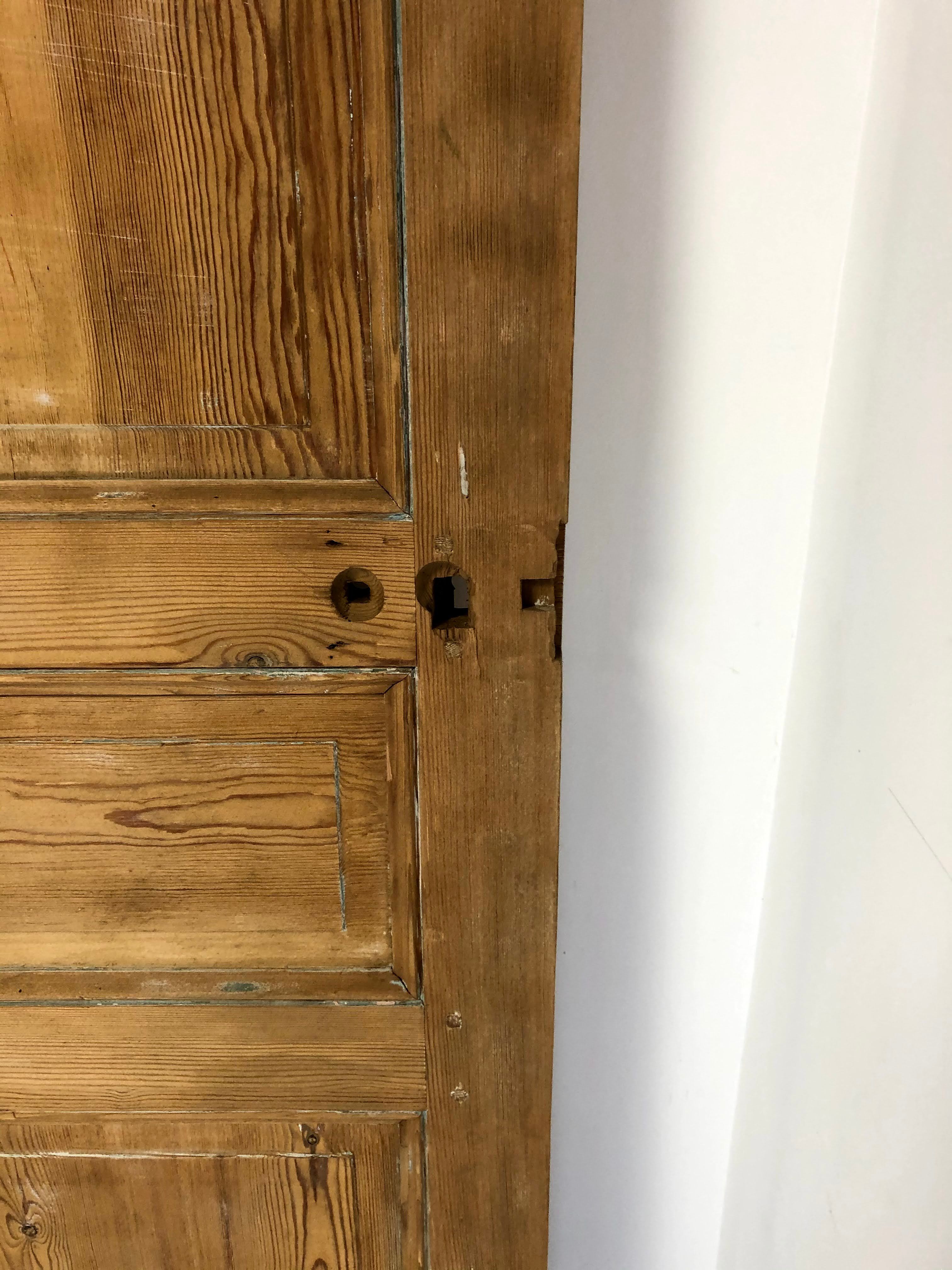 Porte en bois