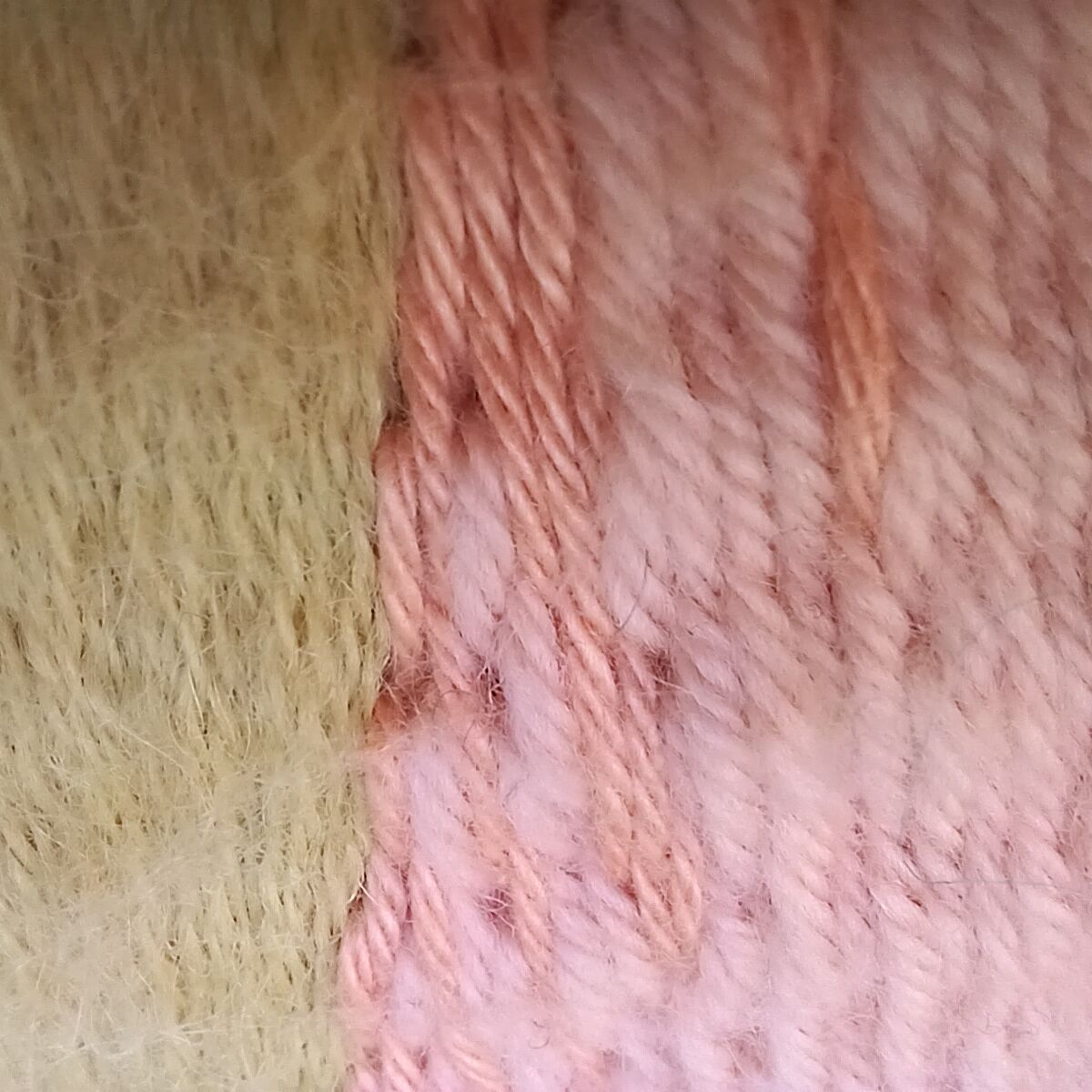 Wool weaving cushion