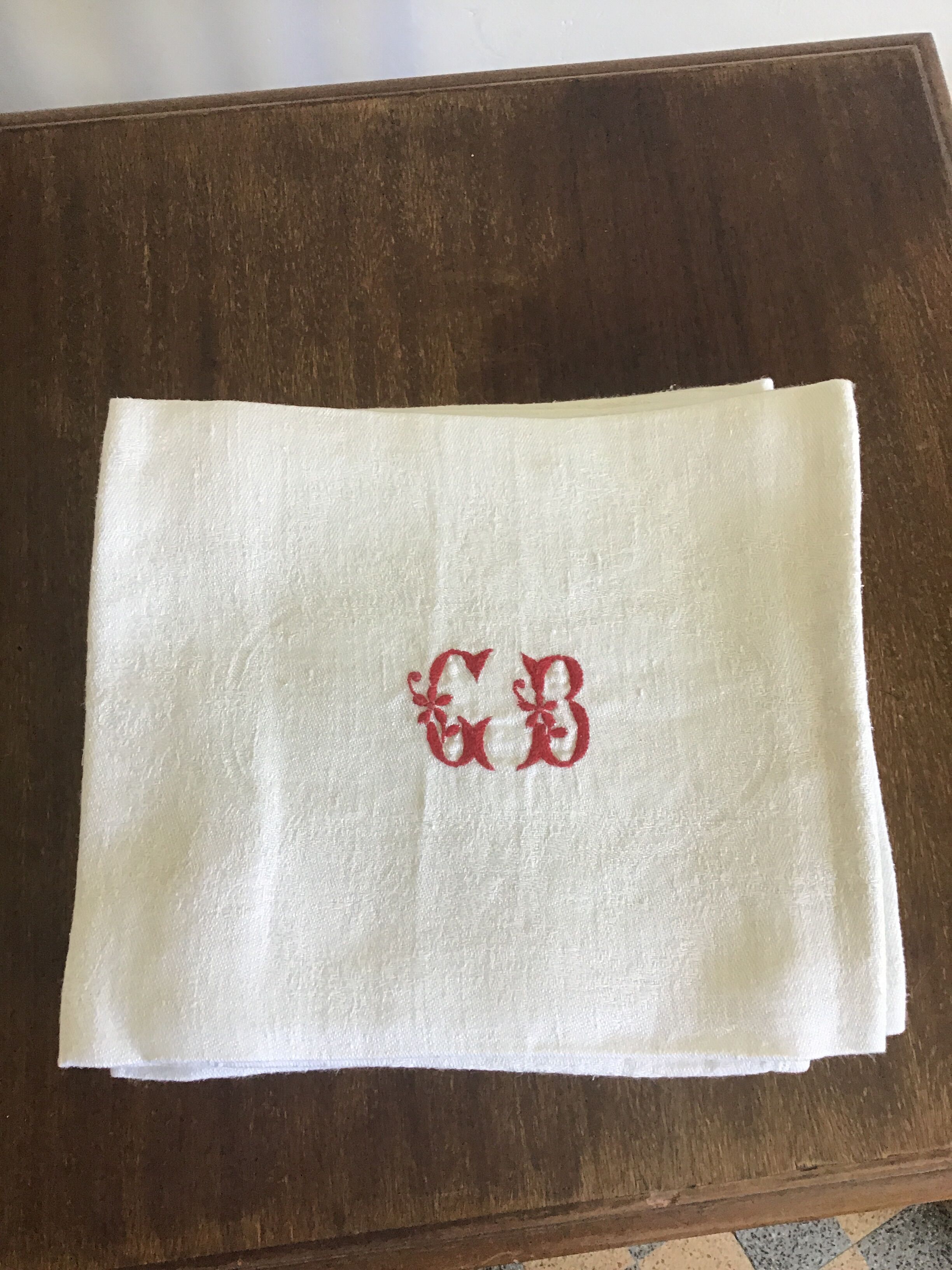 7 monogrammed damasse cotton towels