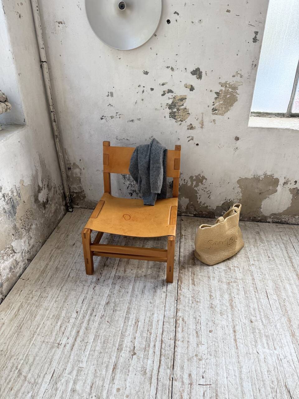 Elm and leather armchair Maison Regain