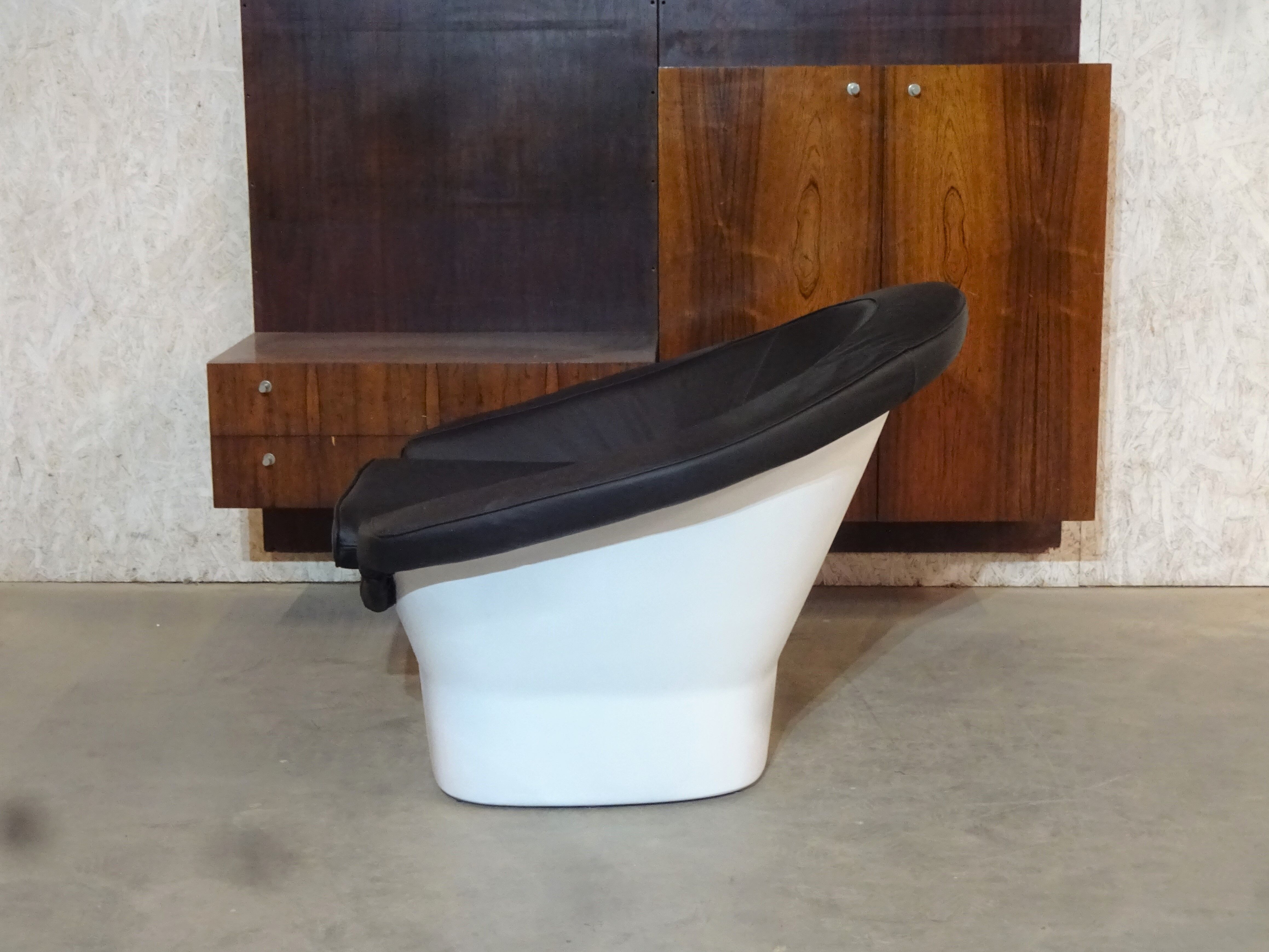 Space Age Atomic Pod Lounge Armchair with Black Bovine Leather by Dux, Sweden, 1960s