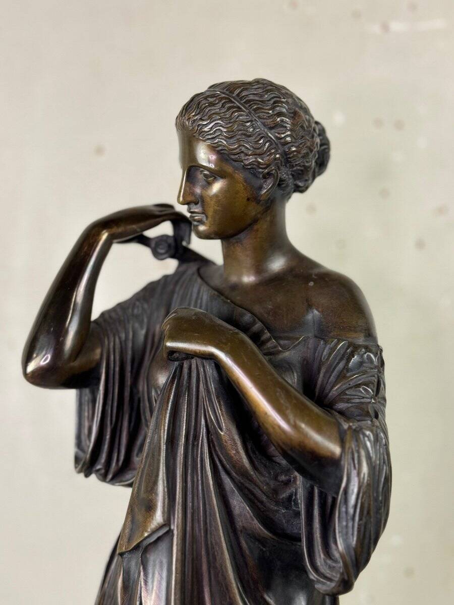 Diane de Gabies, bronze after the antique, brown patina, 19th century