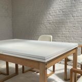 Ensemble de salle à manger rare avec table extensible, 5 chaises et deux tables d’appoint