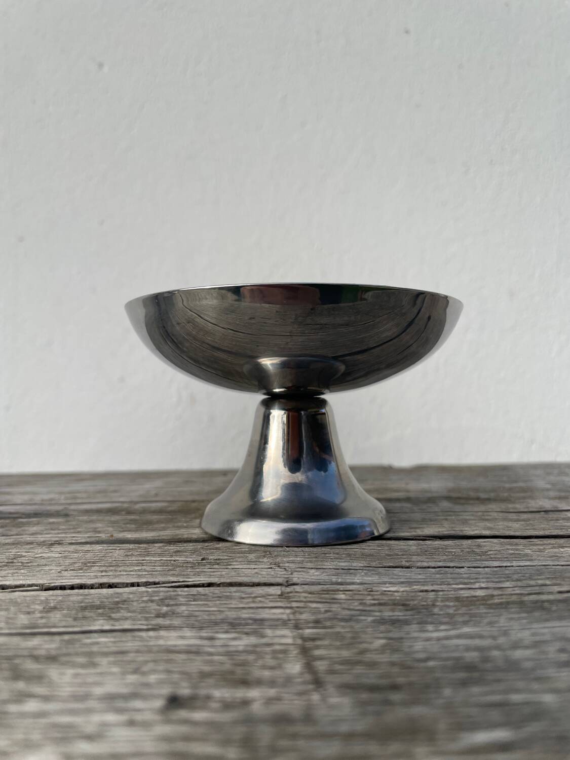 6 stainless steel cups 1970